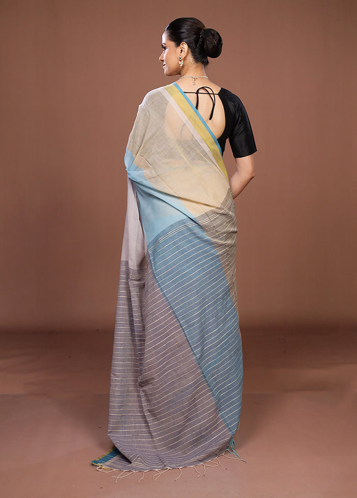 Grey Matka Silk Saree With Blouse Piece