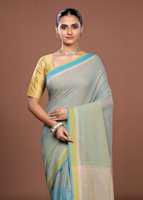 Green Matka Silk Saree With Blouse Piece