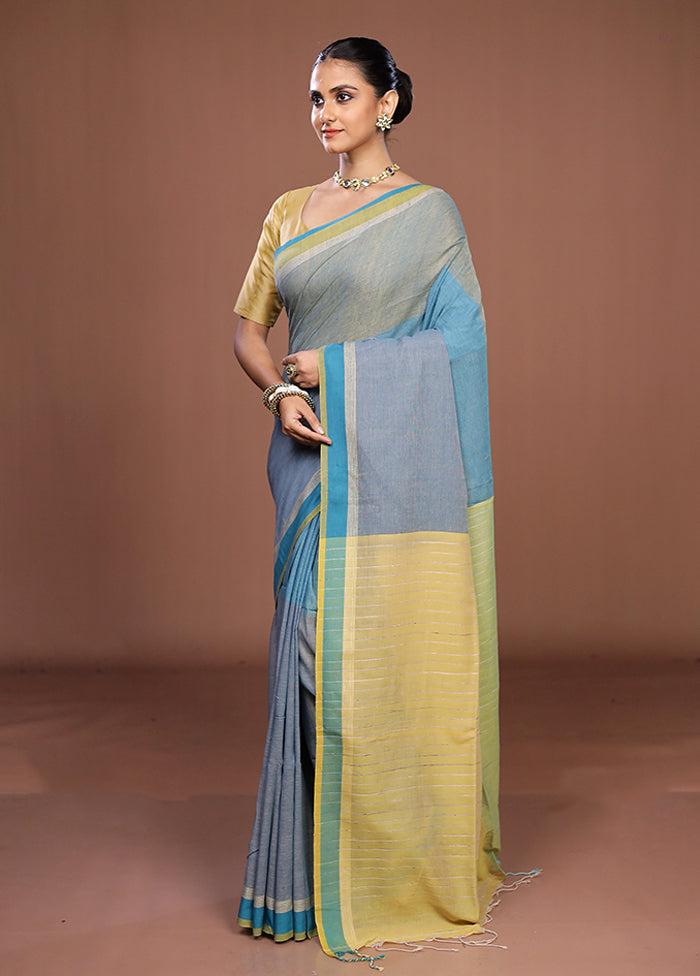 Blue Matka Silk Saree With Blouse Piece