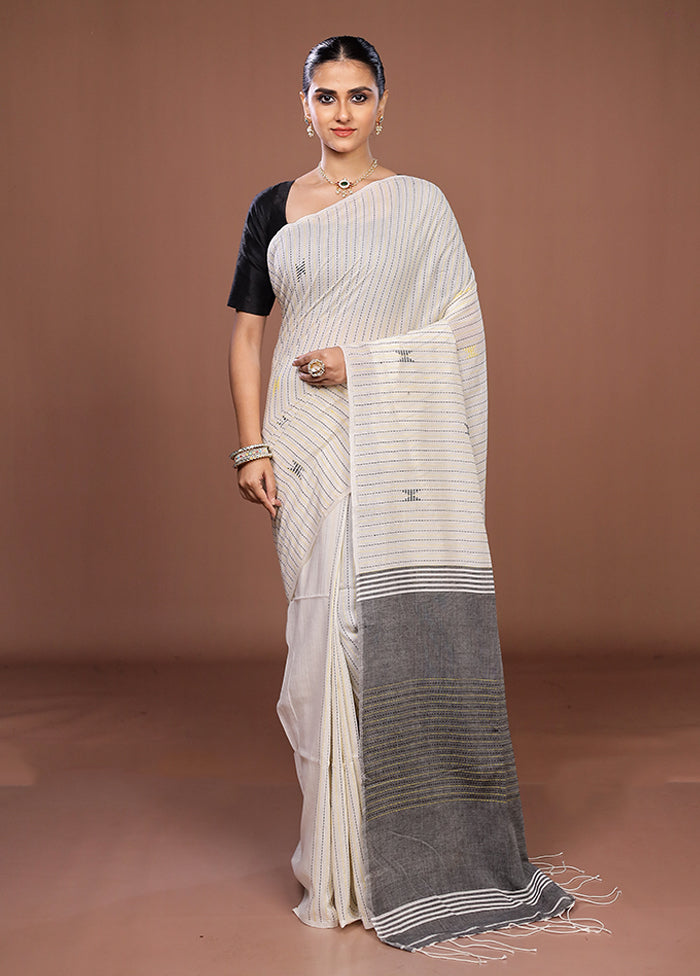 Black Matka Silk Saree With Blouse Piece