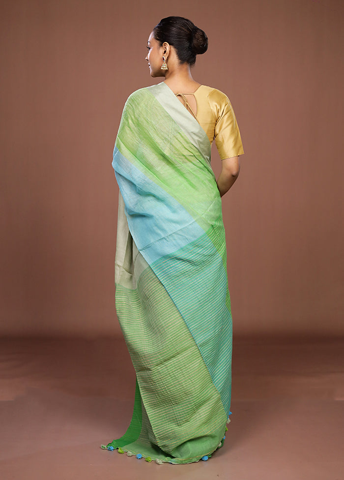 Green Matka Silk Saree With Blouse Piece