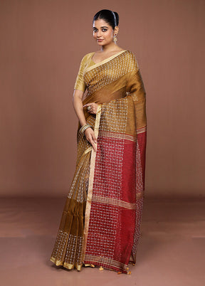 Yellow Linen Silk Saree With Blouse Piece