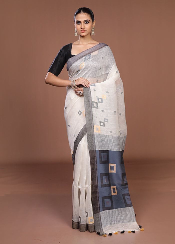 White Linen Silk Saree With Blouse Piece