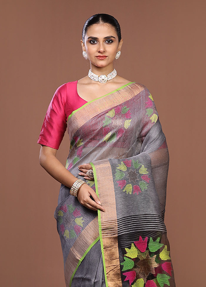 Grey Matka Silk Saree With Blouse Piece