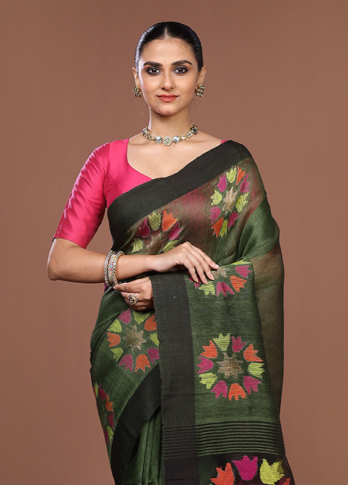 Green Matka Silk Saree With Blouse Piece