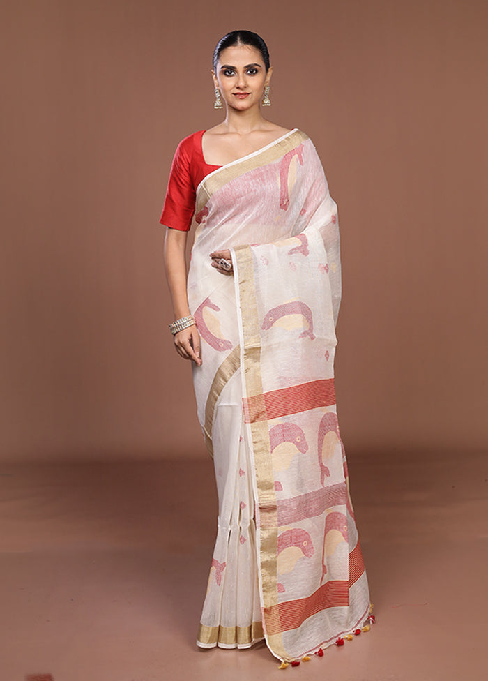 White Matka Silk Saree With Blouse Piece