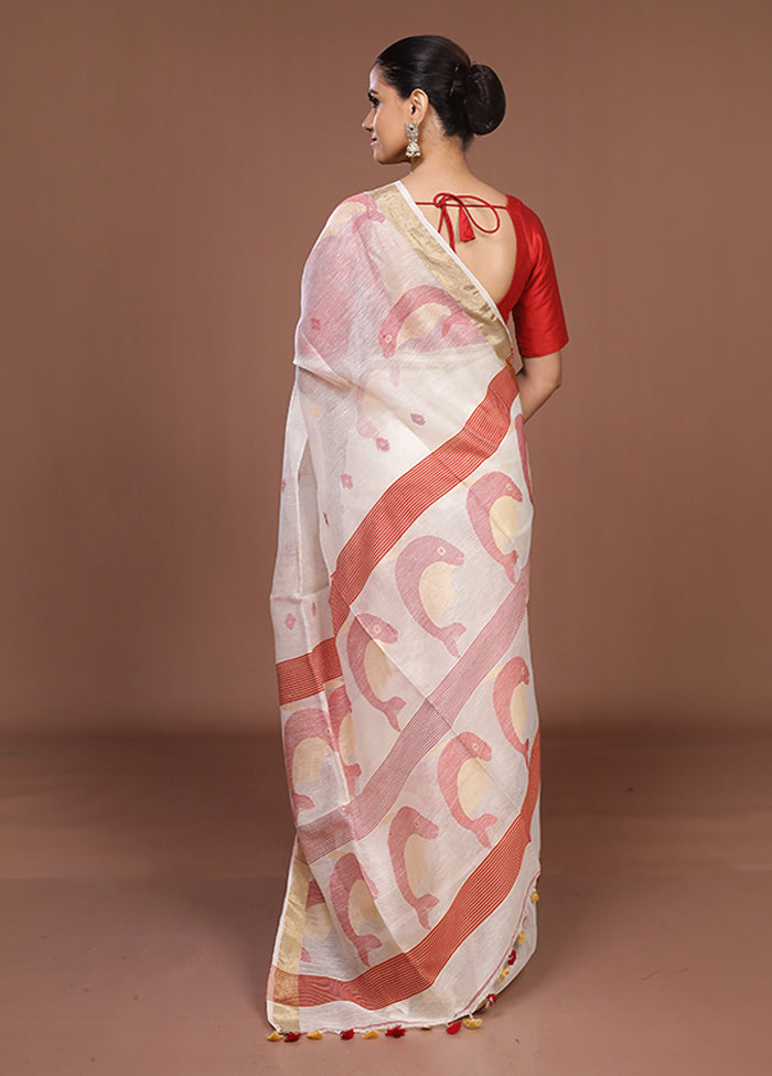 White Matka Silk Saree With Blouse Piece
