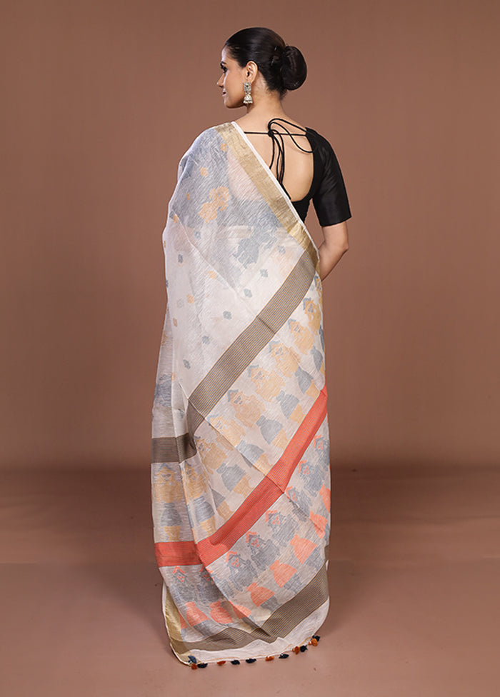 White Matka Silk Saree With Blouse Piece