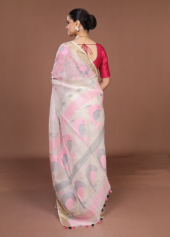 White Matka Silk Saree With Blouse Piece