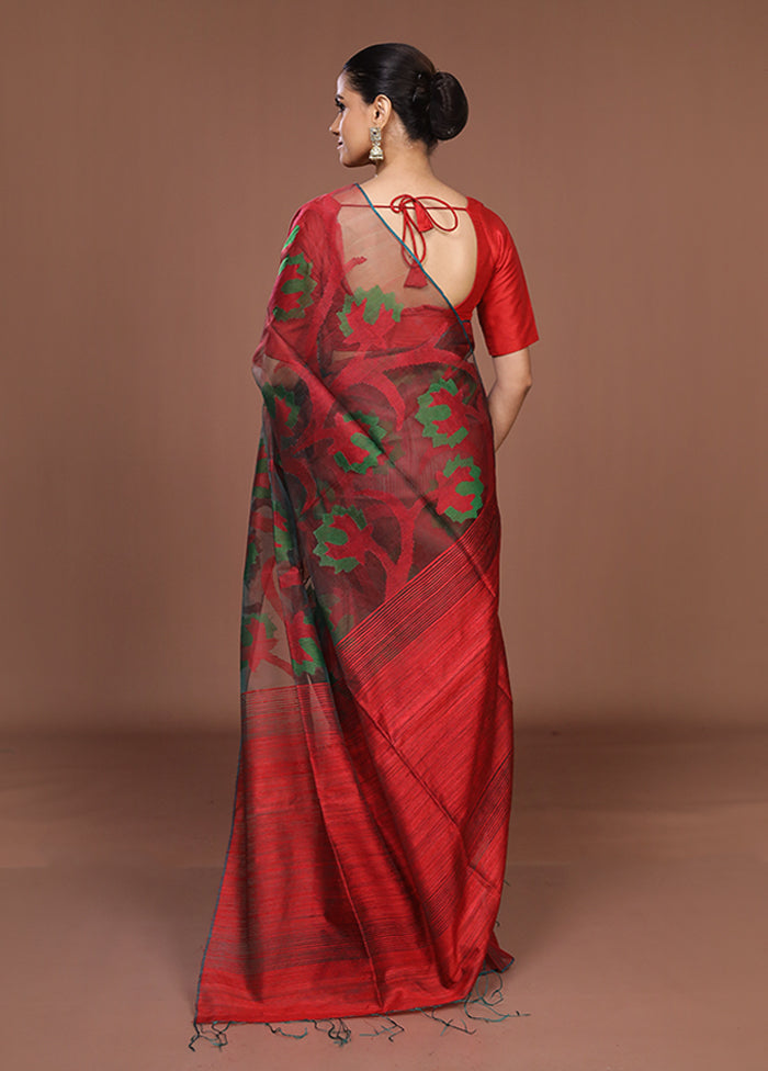 Red Handloom Matka Pure Silk Saree With Blouse Piece