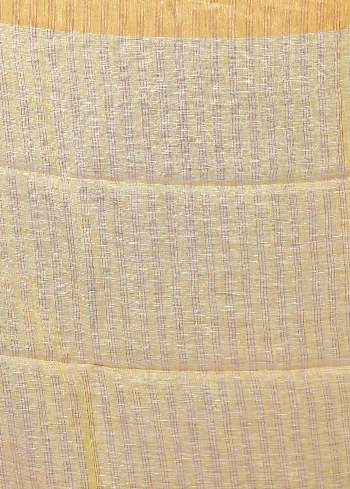 White Handloom Matka Pure Silk Saree With Blouse Piece