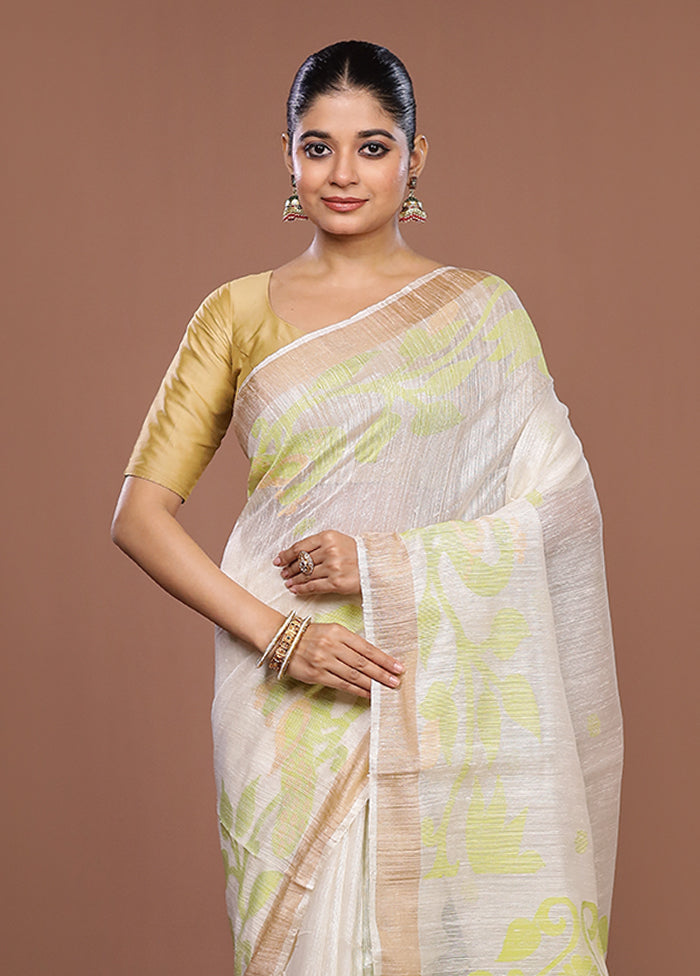 White Handloom Matka Pure Silk Saree With Blouse Piece