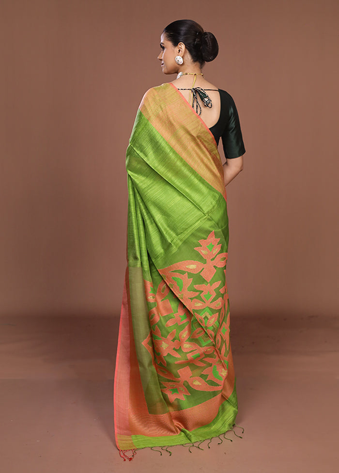 Green Handloom Matka Pure Silk Saree With Blouse Piece