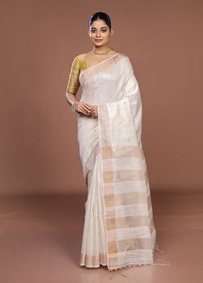 White Handloom Matka Pure Silk Saree With Blouse Piece