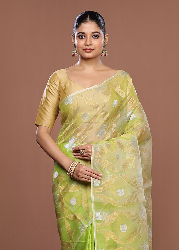 Green Handloom Matka Pure Silk Saree With Blouse Piece