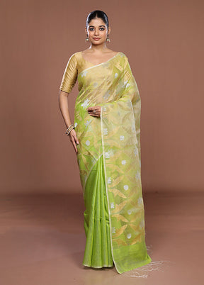 Green Handloom Matka Pure Silk Saree With Blouse Piece