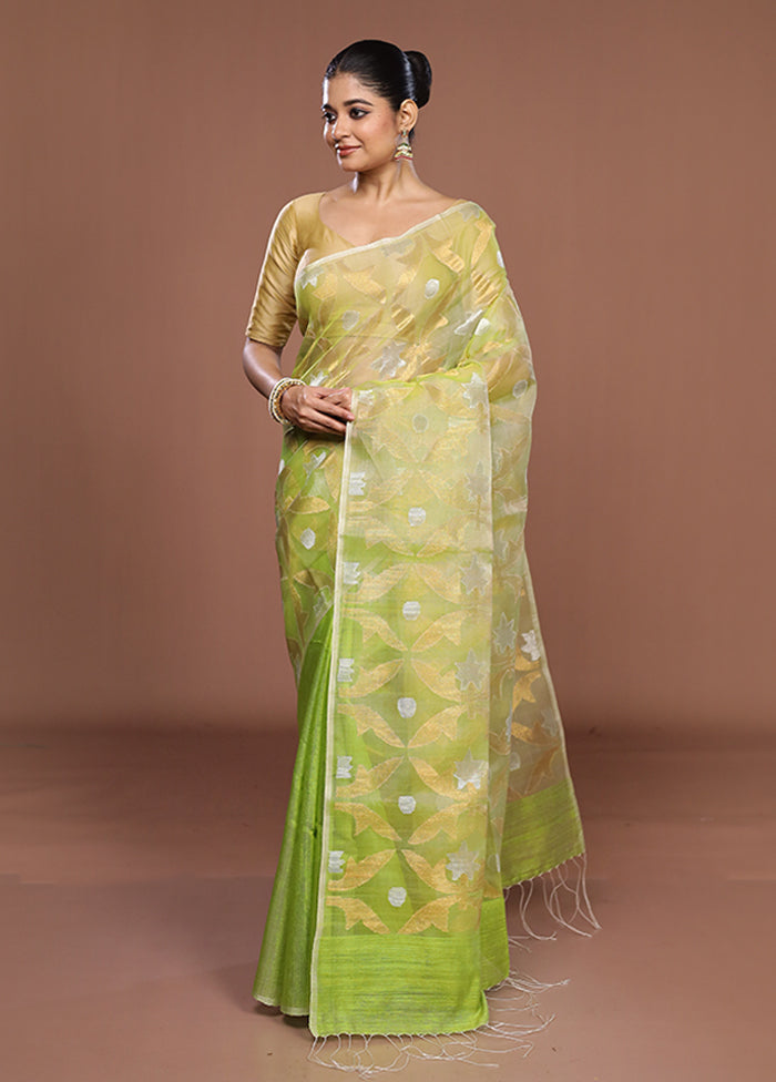 Green Handloom Matka Pure Silk Saree With Blouse Piece