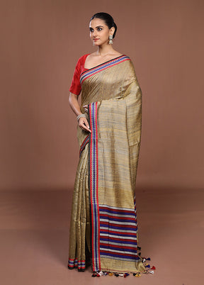 Cream Handloom Matka Pure Silk Saree With Blouse Piece
