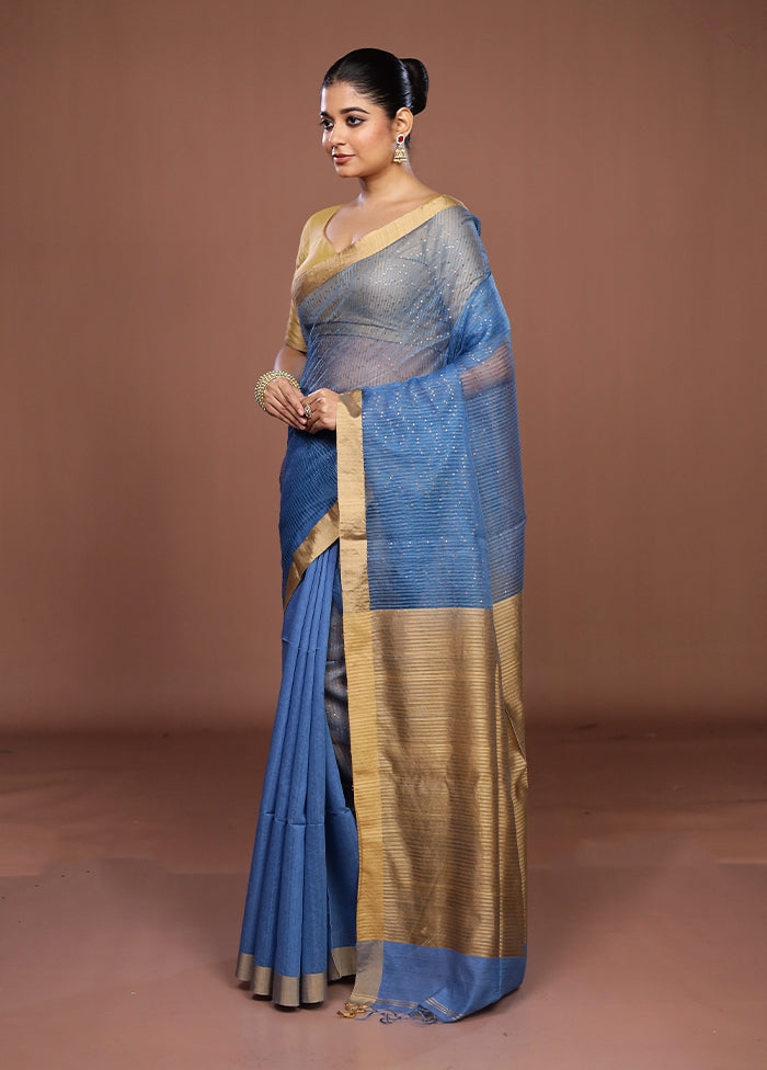 Blue Matka Silk Saree With Blouse Piece