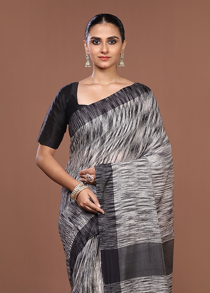 White Matka Silk Saree With Blouse Piece