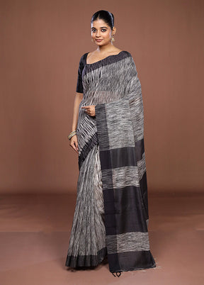 Black Matka Silk Saree With Blouse Piece