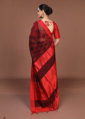Black Matka Silk Saree With Blouse Piece