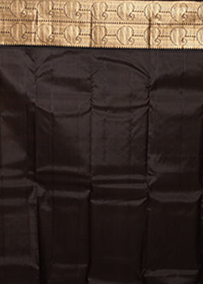 Peach Handloom Kanchipuram Pure Silk Saree With Blouse Piece