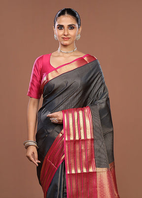 Black Handloom Kanjivaram Pure Silk Saree With Blouse Piece