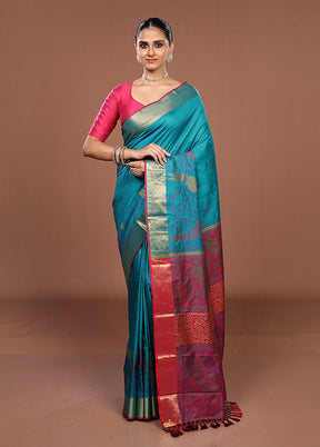 Green Dupion Silk Saree With Blouse Piece