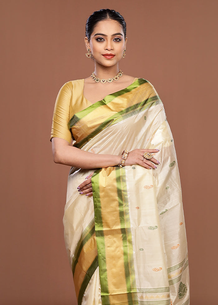 White Garad Silk Saree Without Blouse Piece