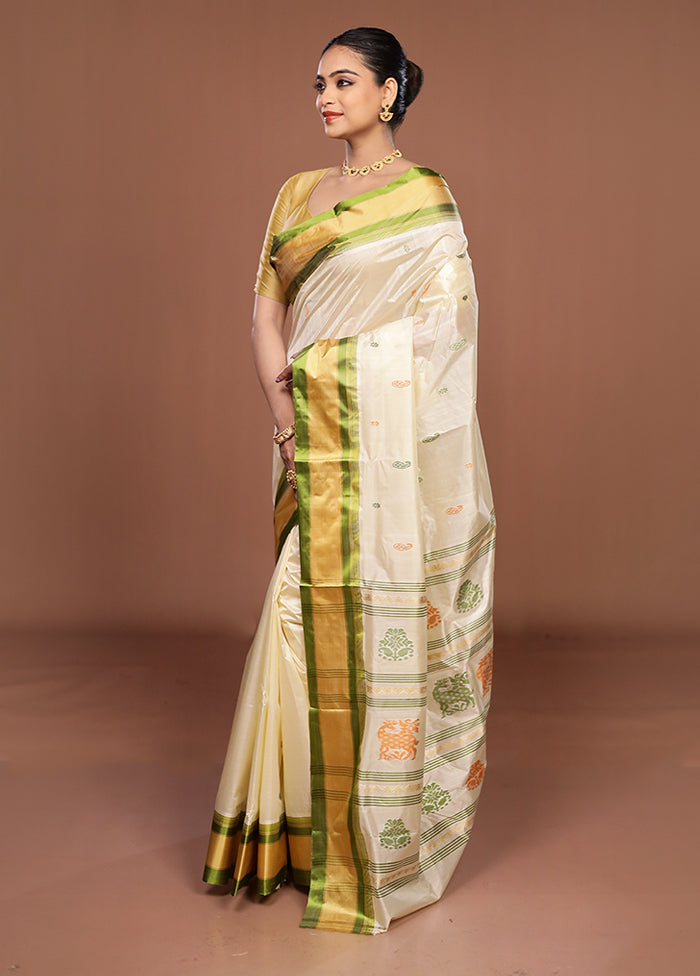 White Garad Silk Saree Without Blouse Piece