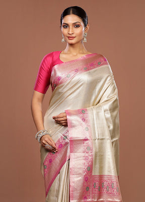 Gold Handloom Kanjivaram Pure Silk Saree With Blouse Piece