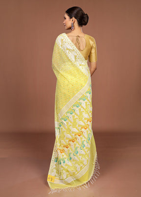 Yellow Matka Silk Saree With Blouse Piece