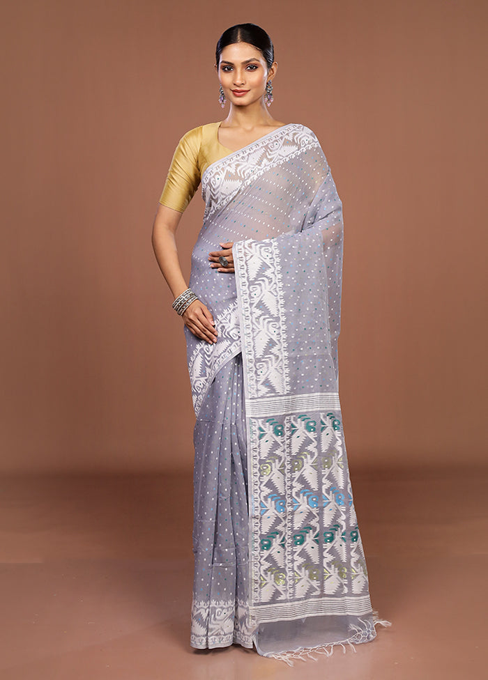 Grey Matka Silk Saree With Blouse Piece