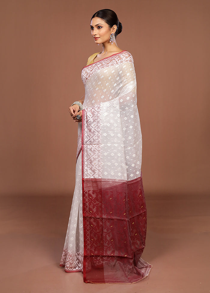 Maroon Jamdani Cotton Saree Without Blouse Piece