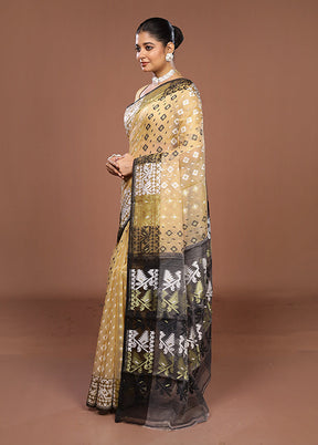 Cream Jamdani Cotton Saree Without Blouse Piece