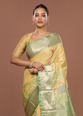 Yellow Kanjivaram Silk Saree With Blouse Piece