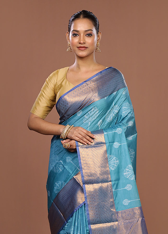 Green Kanjivaram Silk Saree With Blouse Piece