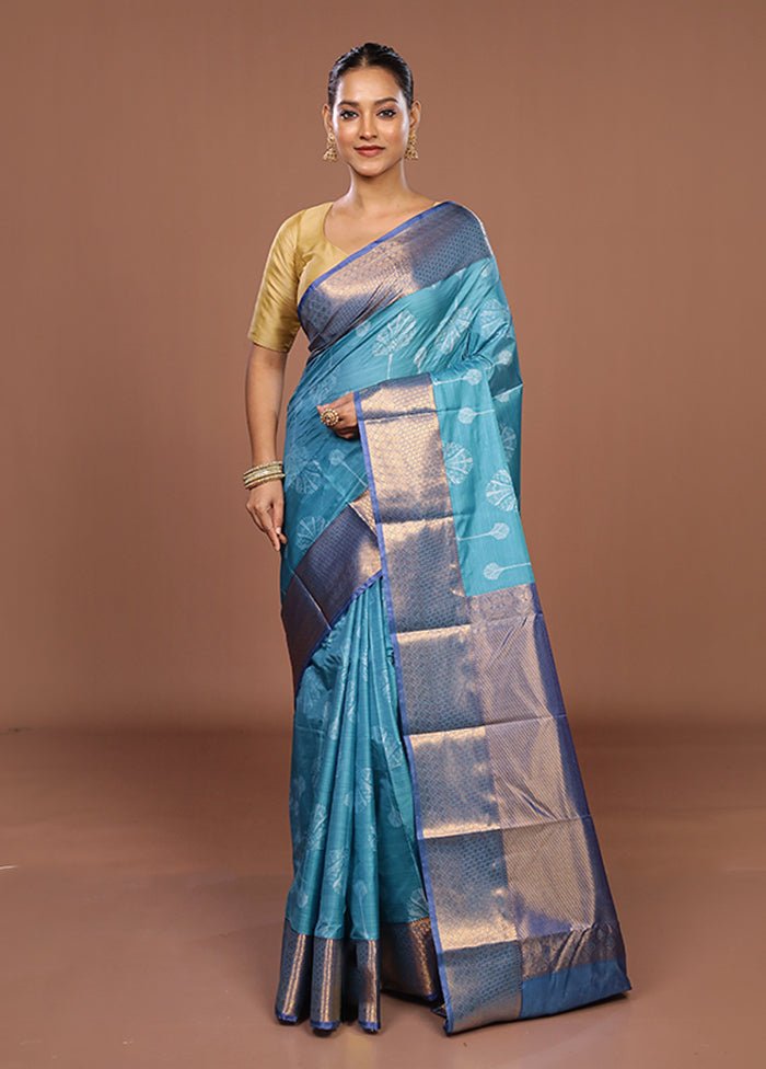 Green Kanjivaram Silk Saree With Blouse Piece