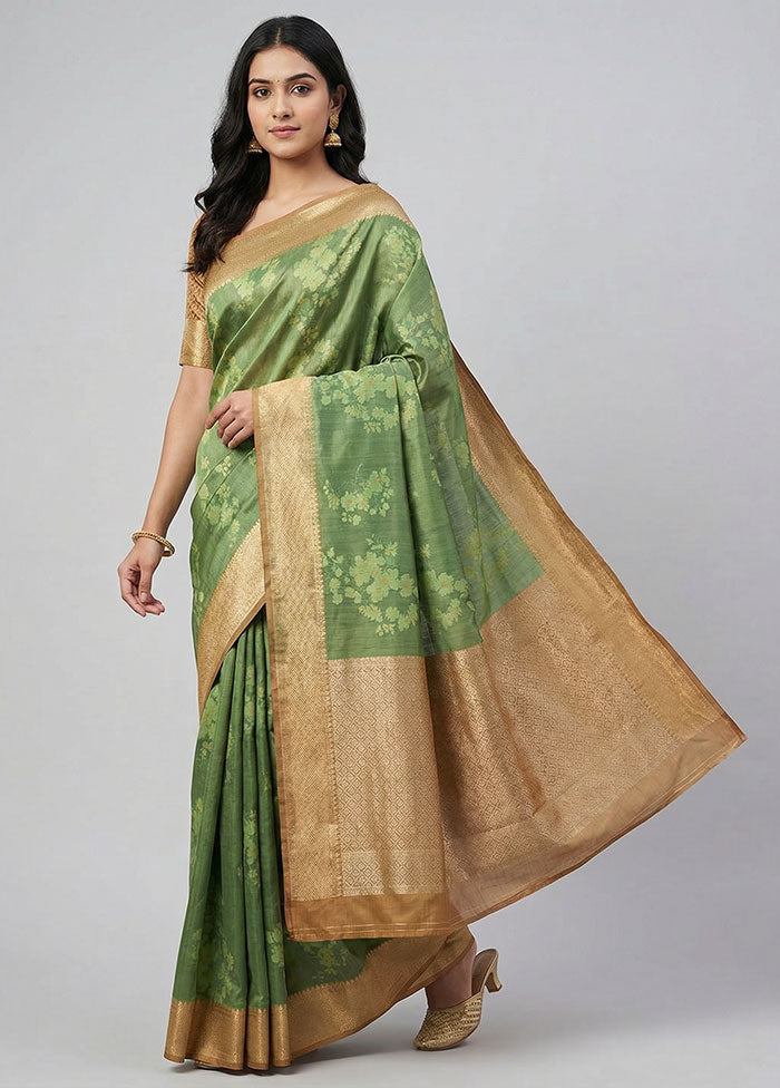 Green Kanjivaram Silk Saree With Blouse Piece