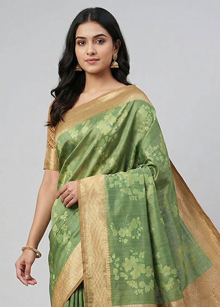 Green Kanjivaram Silk Saree With Blouse Piece