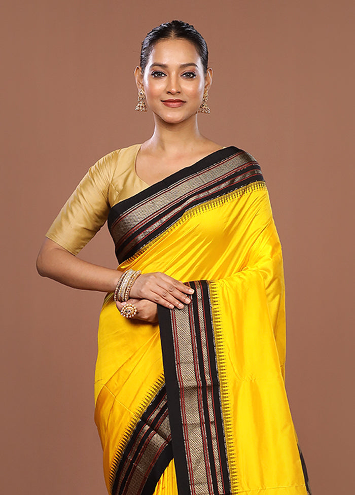 Yellow Handloom Kanjivaram Pure Silk Saree With Blouse Piece