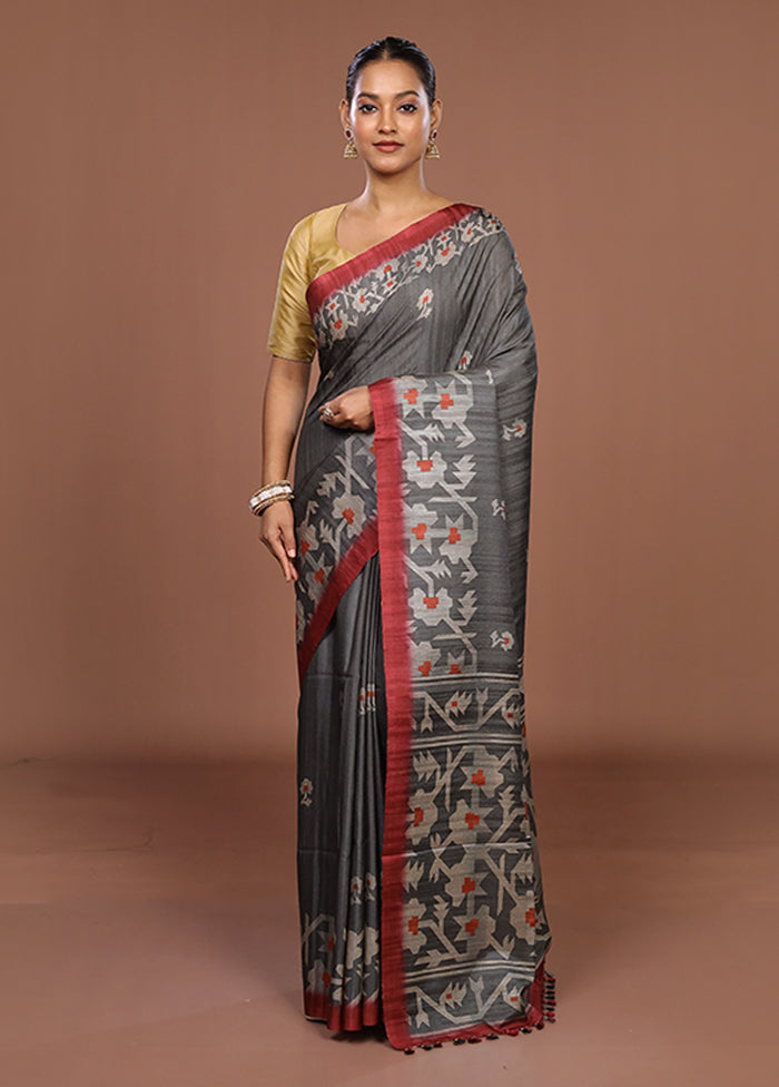 Grey Tussar Silk Saree With Blouse Piece