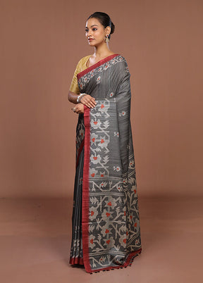 Grey Tussar Silk Saree With Blouse Piece