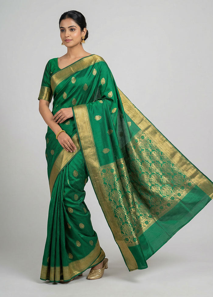 Green Kanjivaram Silk Saree With Blouse Piece