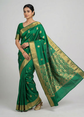 Green Kanjivaram Silk Saree With Blouse Piece