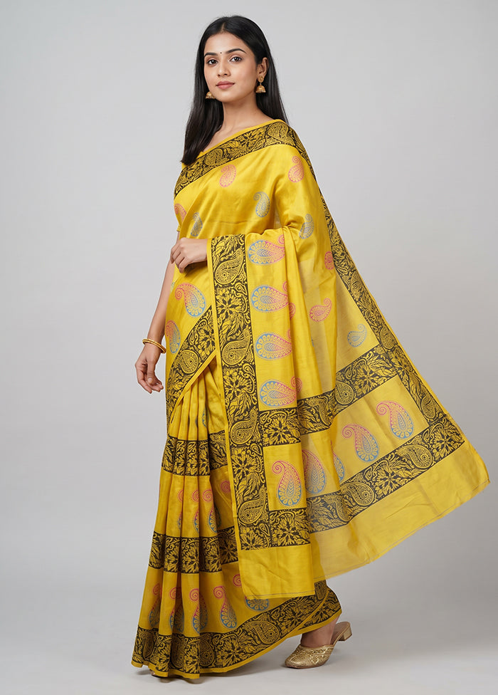Yellow Printed Silk Saree Without Blouse Piece