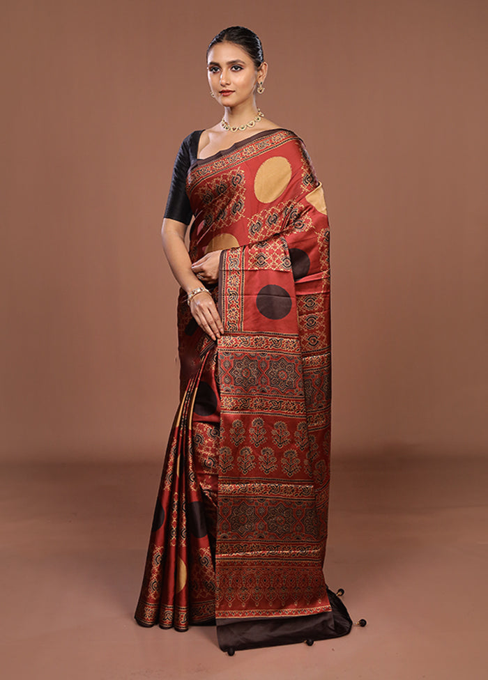 Maroon Printed Silk Saree Without Blouse Piece
