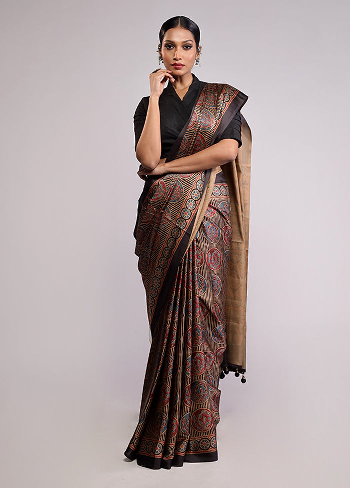 Yellow Printed Silk Saree Without Blouse Piece