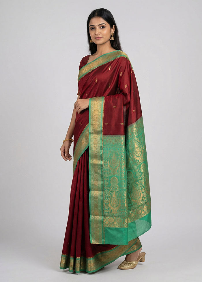 Maroon Handloom Kanjivaram Pure Silk Saree With Blouse Piece